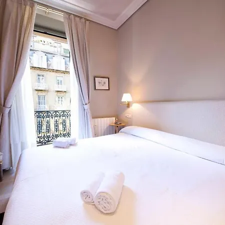 The Collection | City Centre Appartement
